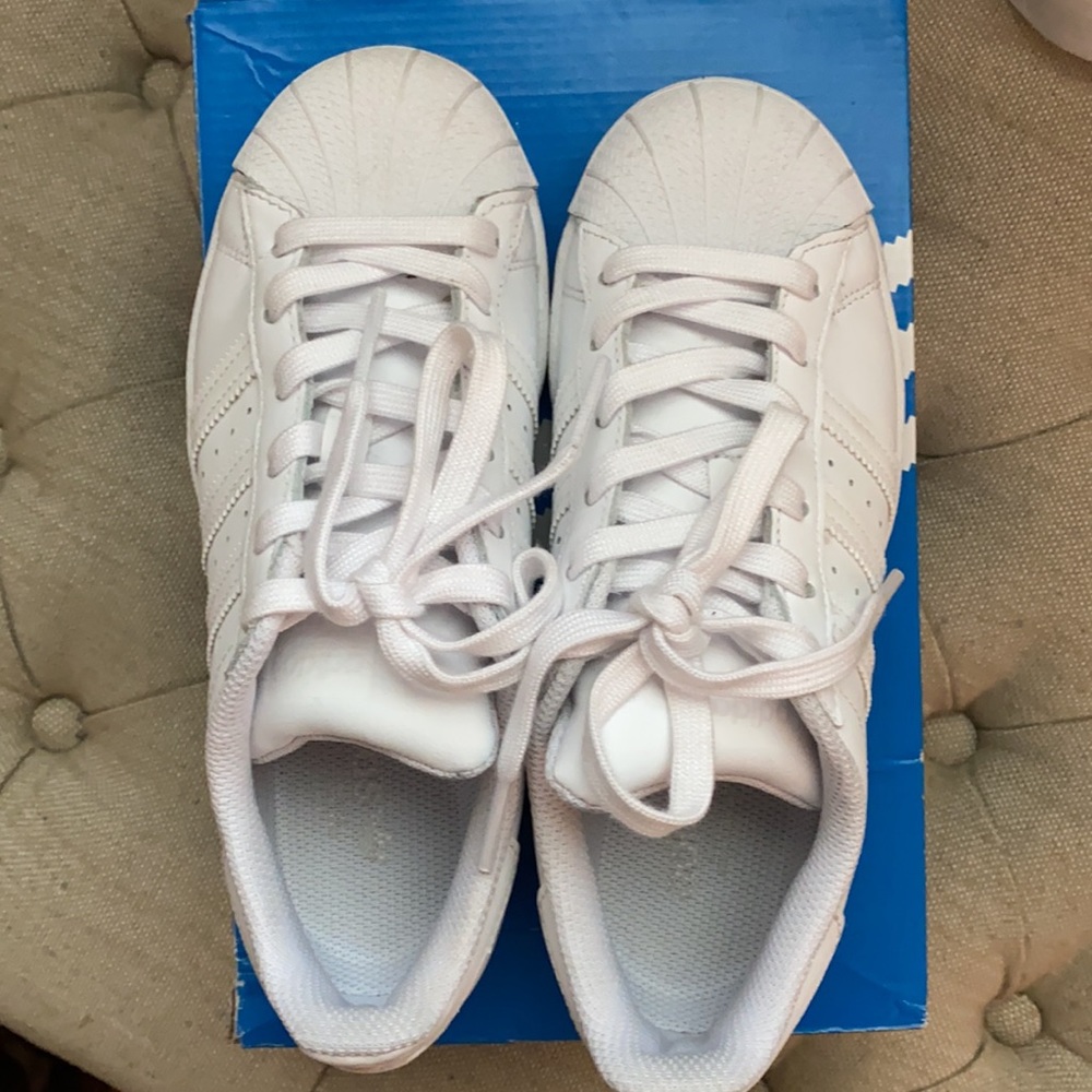 Adidas Superstar - Picture 5 of 8